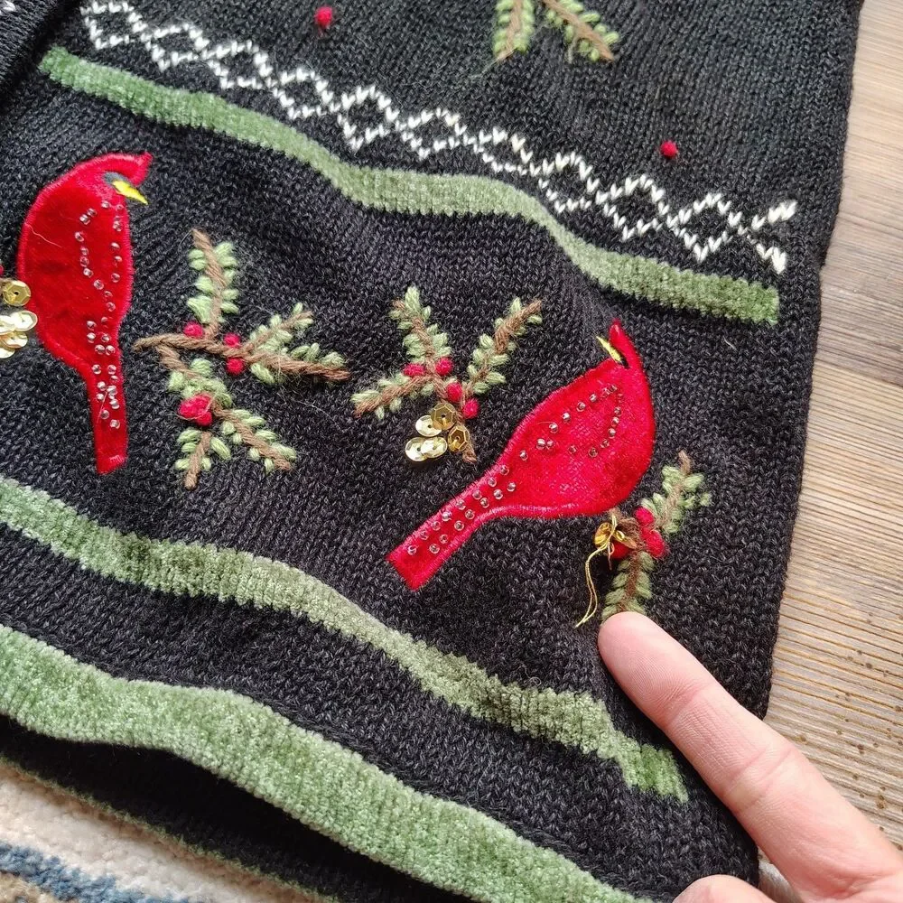Vintage Christmas Cardinal Bird Cardigan Sweater Size Small Embellished Cottage - Picture 4 of 10